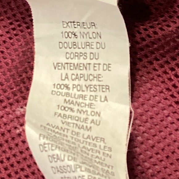 L.L. Bean Women’s Plum Hooded Full Zip Raincoat, Size Small Petite - Picture 11 of 16